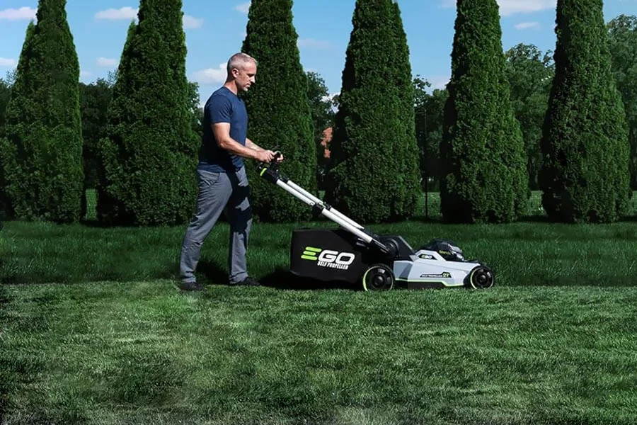 top self propelled lawn mower